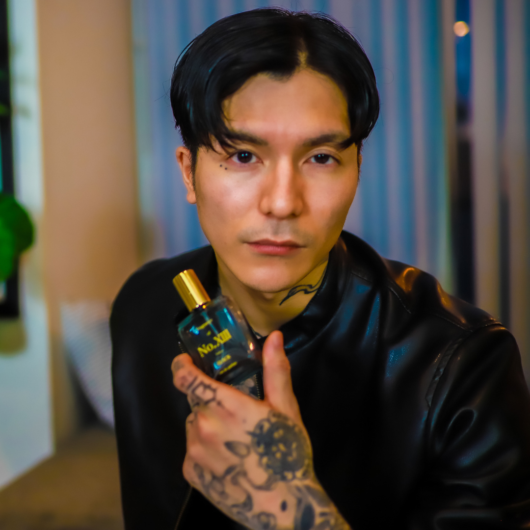 rhri913様Perfumeダンスヒール ブラックゴールド 24センチ